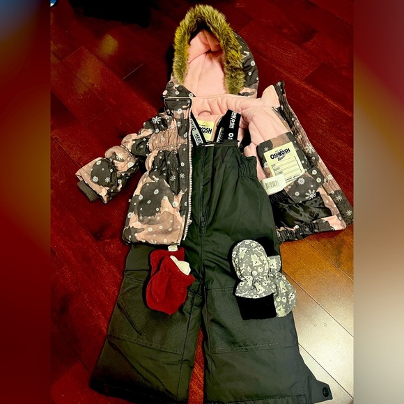 Oshkosh toddler Snow suit set 18 months - Picture 1 of 9
